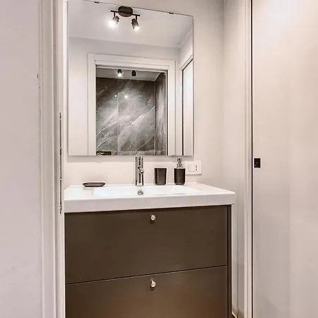 Hostmate - - Sammartini's Garden - Stazione